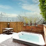 Le De L'ours, Jacuzzi And Private Sauna 샬레 *