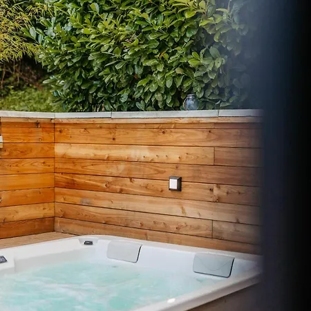 Le De L'ours, Jacuzzi And Private Sauna * Insemont