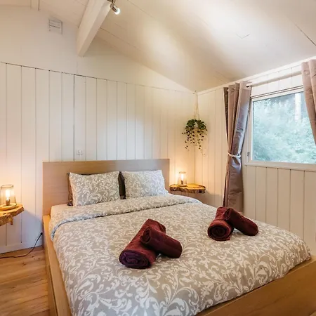 Le De L'ours, Jacuzzi And Private Sauna